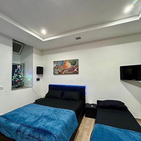 Golden House Apartman Nápoly Kültér fotó